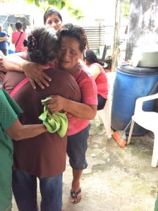 En Mundo Nuevo, la familia Suárez Sánchez llora la muerte de uno de los trabajadores subcontratados por ICA.