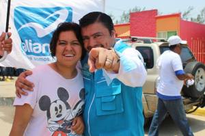 Votemos todos juntos por Nueva Alianza.