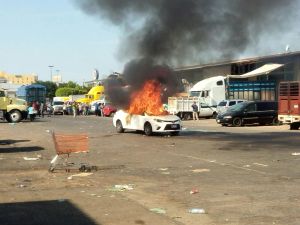 Ya les habían rociado gasolina a los secuestradores; solo pudieron quemar el carro donde viajaban.