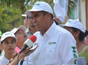 Víctor Rodríguez, candidato a diputado local.
