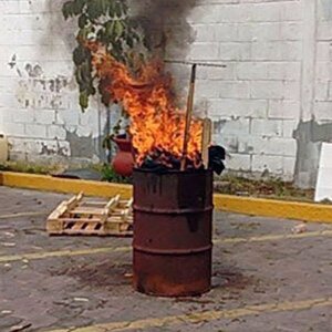 LA PGR QUEMA DROGA INCAUTADA.