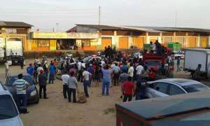 Intentaron lincharlos por la Central de Abasto.