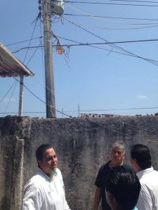 A unos días de las elecciones, manifestación contra el alcalde.