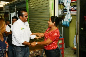 Víctor Rodríguez, candidato a diputado local en distrito Coatzacoalcos.