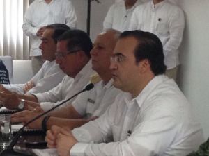 El Gobernador de Veracruz en Coatzacoalcos.