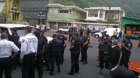 WhatsApp-Image-20160512 (6)