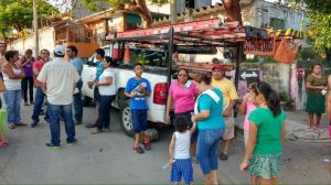 Retenieron la unidad de la CFE.