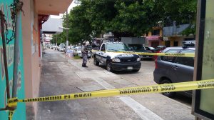 La Policía Naval resguarda la escena del crimen. Las cámaras del C4 no grabaron nada.