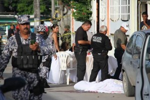 Investigan crimen que conmueve a Coatzacoalcos, Era una familia muy querida.