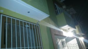 Balean casa de funcionaria pública municipal.