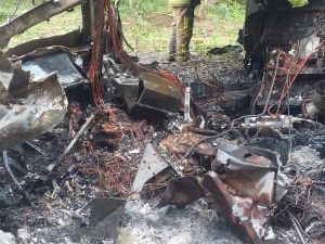 El cuerpo quedó prensado entre los fierros retorcidos por el fuego.