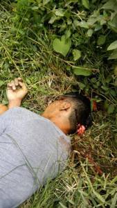 Les dieron de balazos en la cabeza.