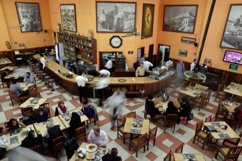 ROBERTO BOLAÑO CAFE LA HABANA
