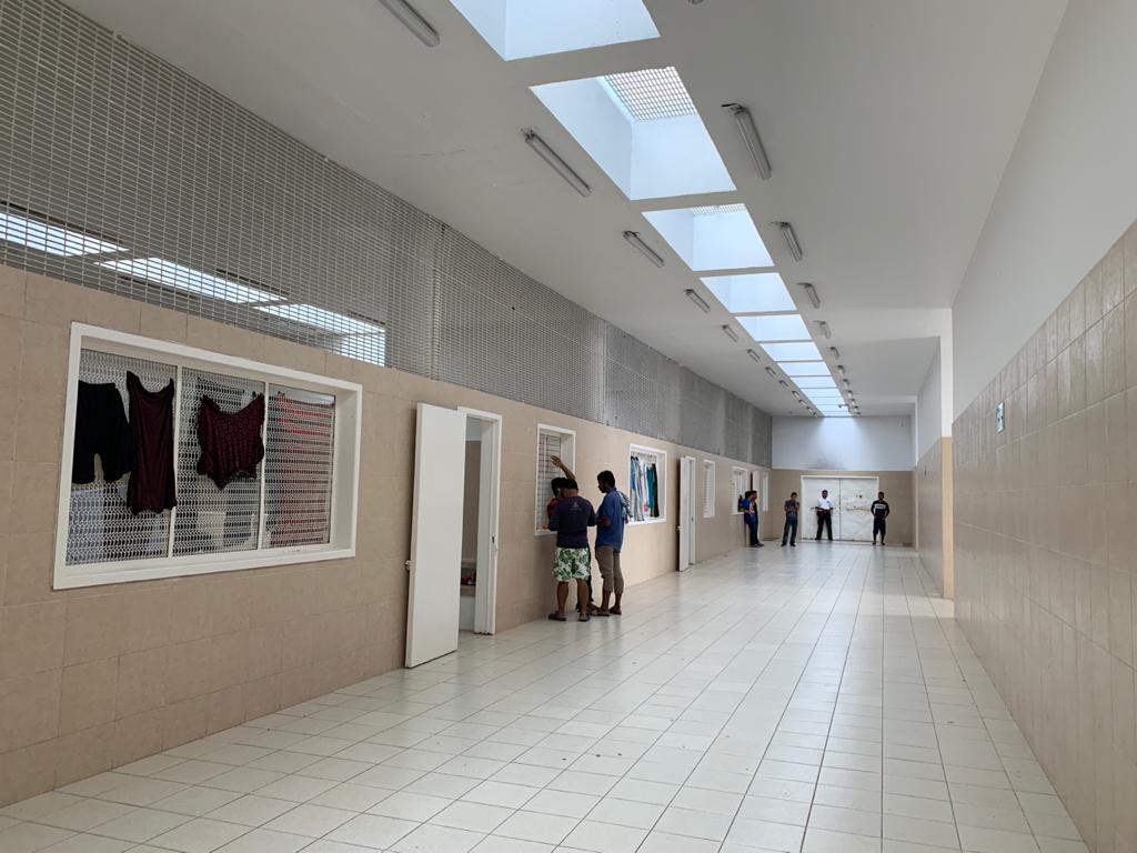 Es la segunda más grande del país, con capacidad para 836 personas. El mejoramiento brinda una estancia y atención digna; se invirtieron 38.9 millones de pesos.