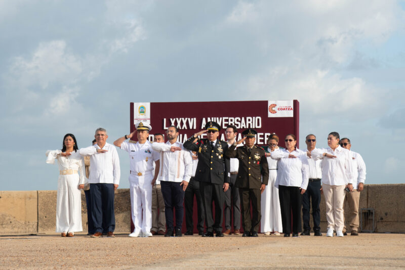 Conmemora Coatzacoalcos el Día de la Bandera con llamado a la unidad y ...
